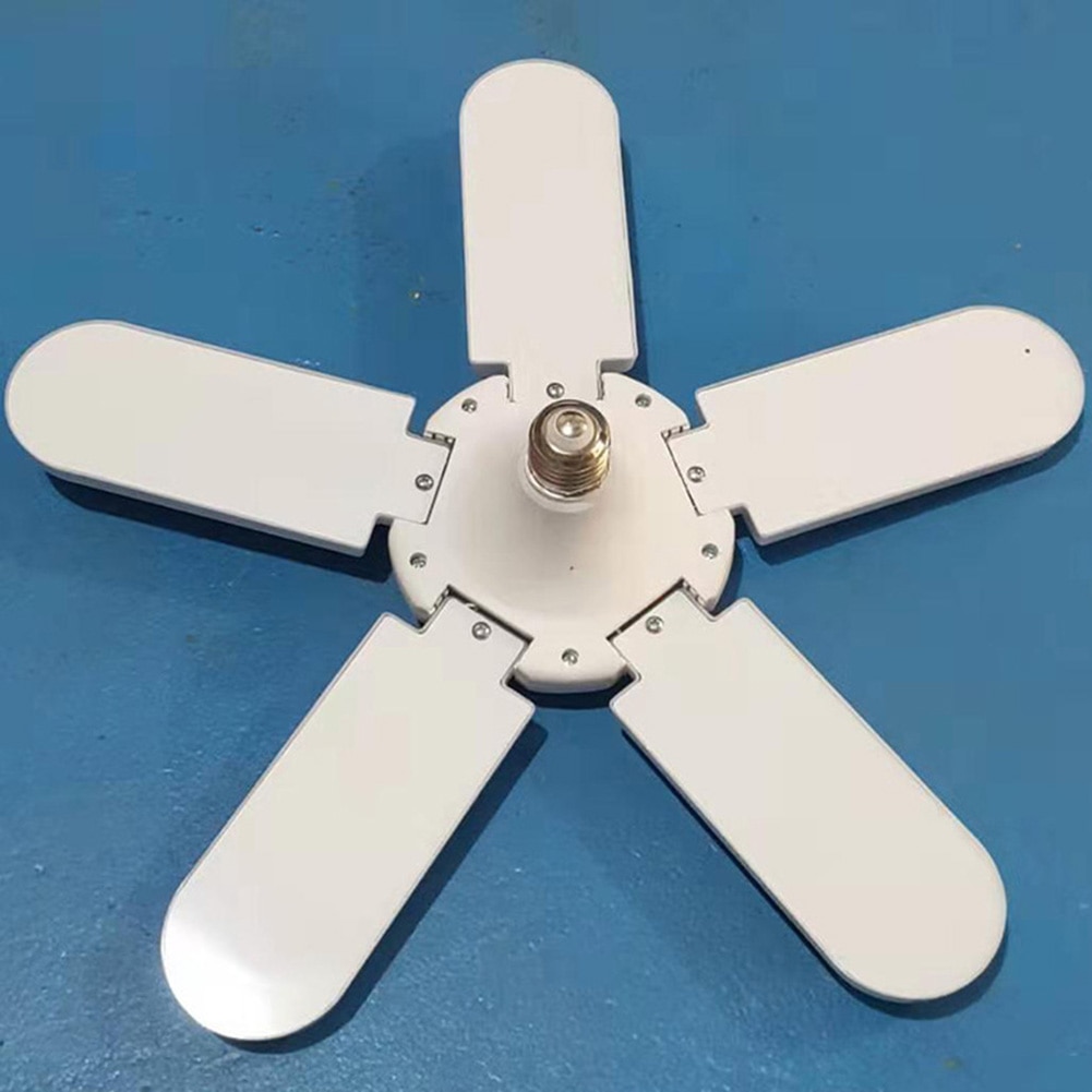 5-blade LED Garage Light Five-Leaf Folding Deformable Fan Blade Garage Pendant Lamp Bulb 360-Degree Adjustable Ceiling Light