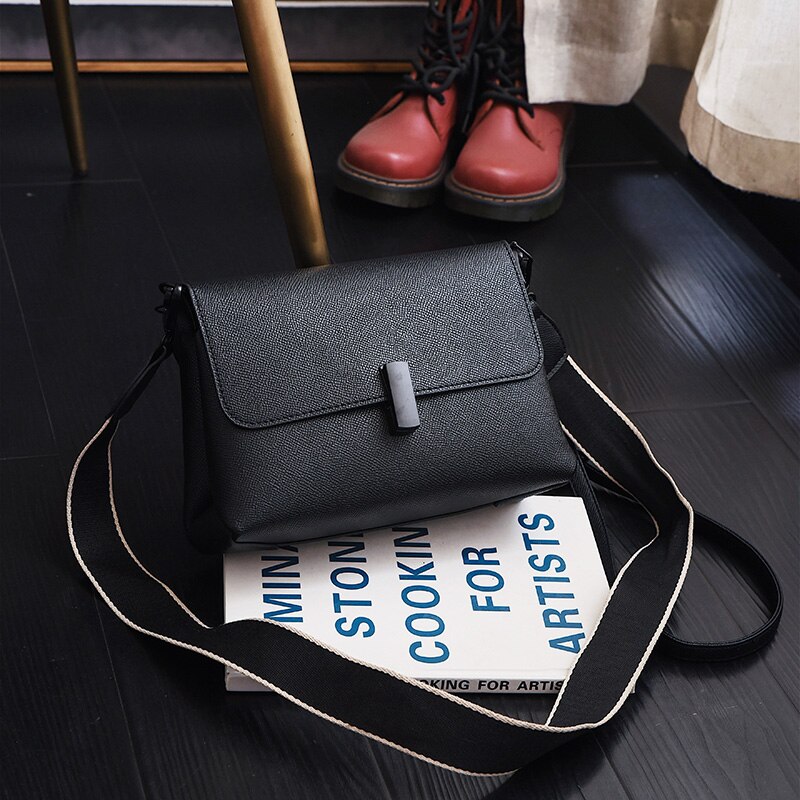 Solid color Flap Crossbody bag High Leather Women's Handbag Wide Shoulder strap Shoulder Messenger Bag: Black