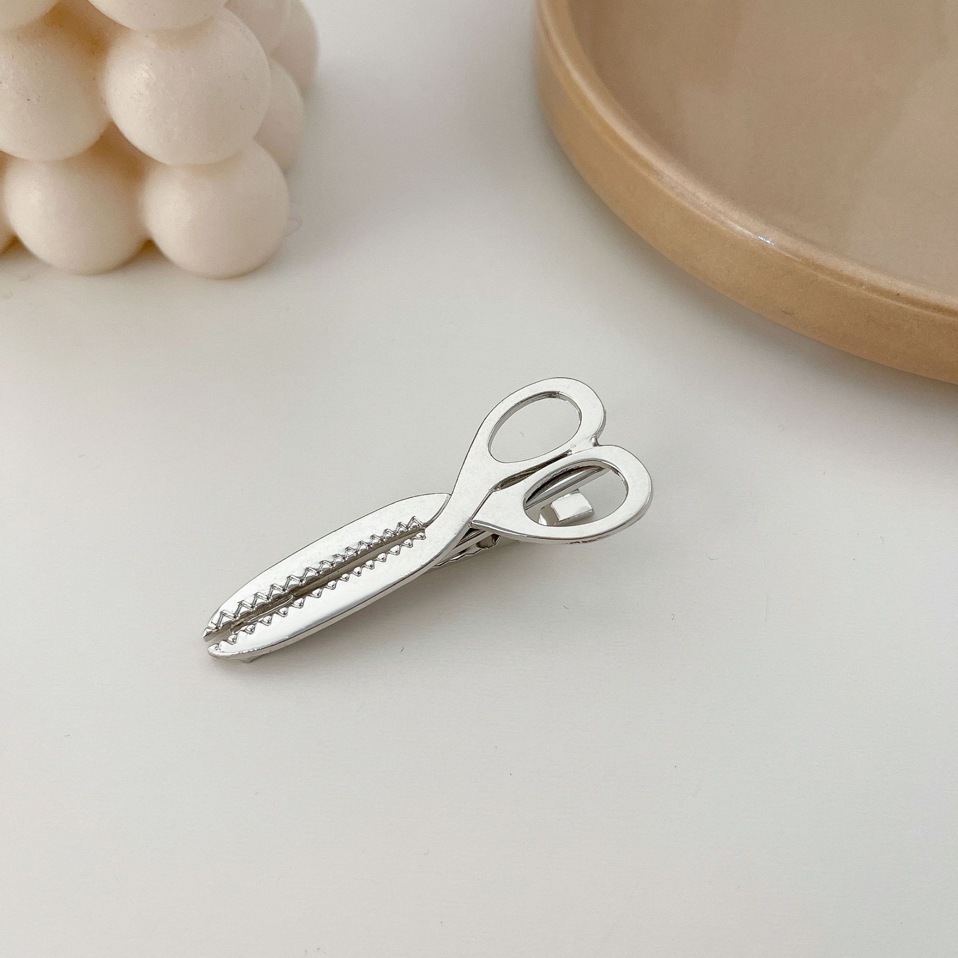 Mode Legering Haarspeldjes Schaar Kam Tang Een Woord Clip Vorm Haarspeld Eendenbek Pin Kant Clip Pony Haar Clip Voor vrouw