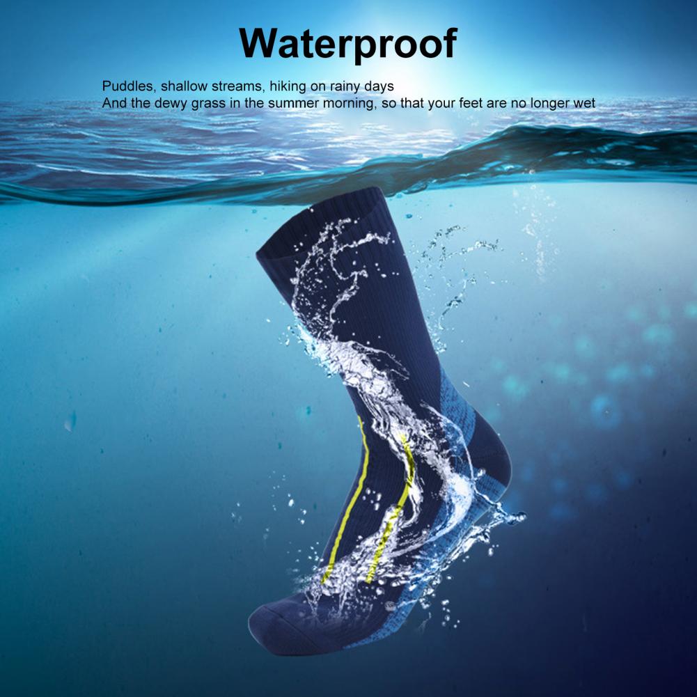1 Pair Wading Socks Comfortable Waterproof Socks Elastic Cozy Women Men Winter Warm Mid-Tube Socks for Climbing