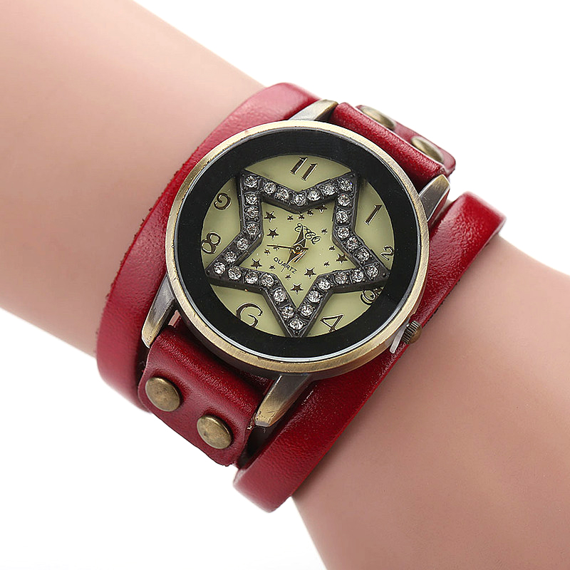 Jessingshow Dames Quartz Horloge Eenvoudige Digitale Wijzerplaat Mode Vijfpuntige Ster Lederen Band Horloge Casual Wear Klok Reloj Mujer: Red