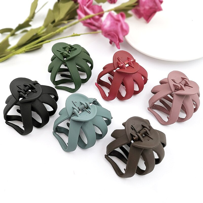 Solid Color Hair Claw Geometric Hollowing Simple Matte Crab Clamp for Women Girls Large Size Hair Clips Hair Accessories