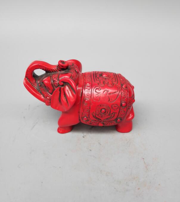 Chinese imitatie rode hars olifant ambachten standbeeld
