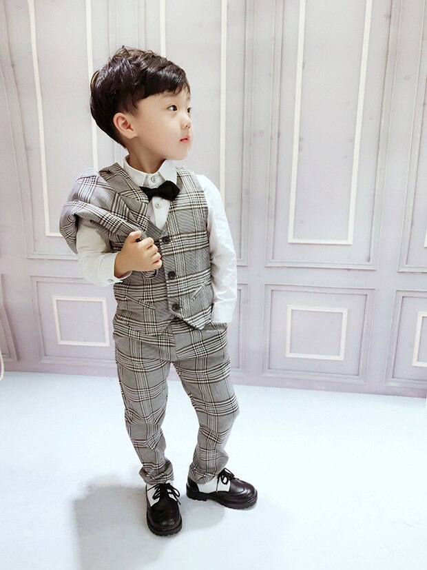 Ragazzi BlackBlazer 3 pz/set Abiti Da Sposa per Boy Formal Dress Suit Ragazzi abito da sposa Kid Smoking Page boy Outfit 3 pezzi: 9T