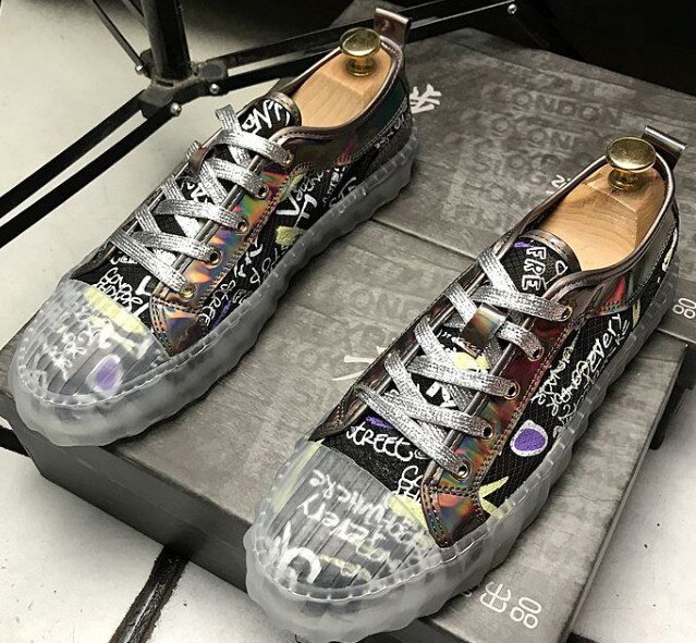Menn svarte fritidssko graffiti gjennomsiktig såle herre fritidssko hip hop trenere rullebane zapatos prom loafers sko: Svart / 8