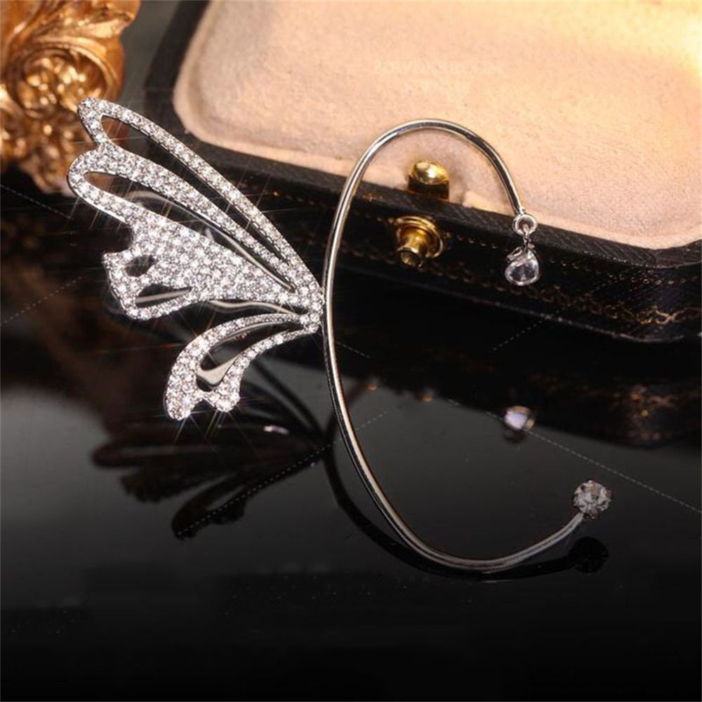 Women No Piercing Geometric Butterfly Ear Cuff Tragus Earrings Ear Wrap Earrings: Right
