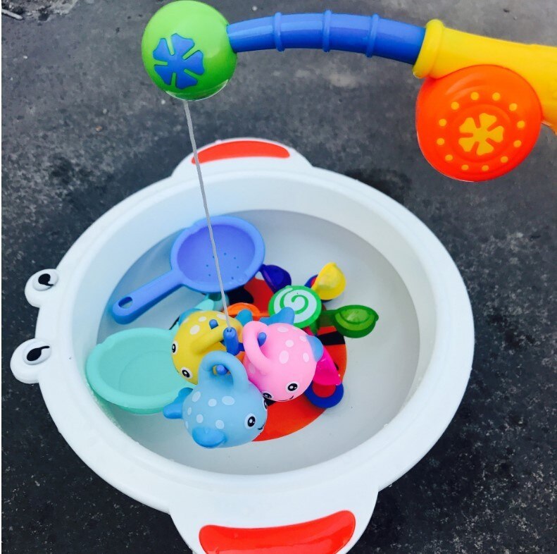 Barn baby badleksaker småbarn badkar pool fiskelek leksak färgglad flytande fisk och fiskspö dusch leksats i badtid