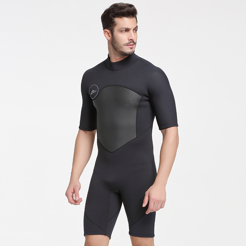 Herren-shorty-neoprenanzug, 2mm stück , neopren, kurzarm, reißverschluss hinten, hält warm im kalten wasser beim schnorcheln und surfen