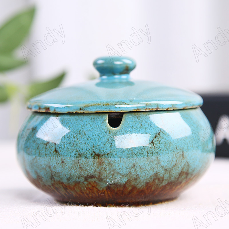 European Ceramic Ashtray with Lid Kiln Change Glaze Decorative Desktop Ashtrays Living Room Retro Ash Tray Ornaments