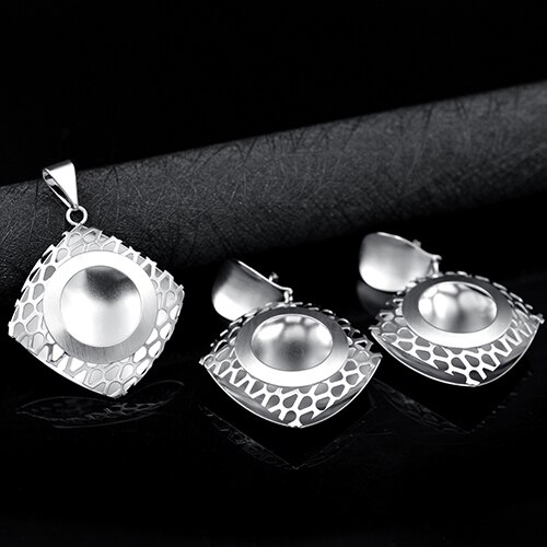 Sunny jewelry étnico quadrado conjuntos de jóias para mulheres colar brincos pingente para festa presentes de aniversário casamento jóias descobertas: Earrings Pendant S