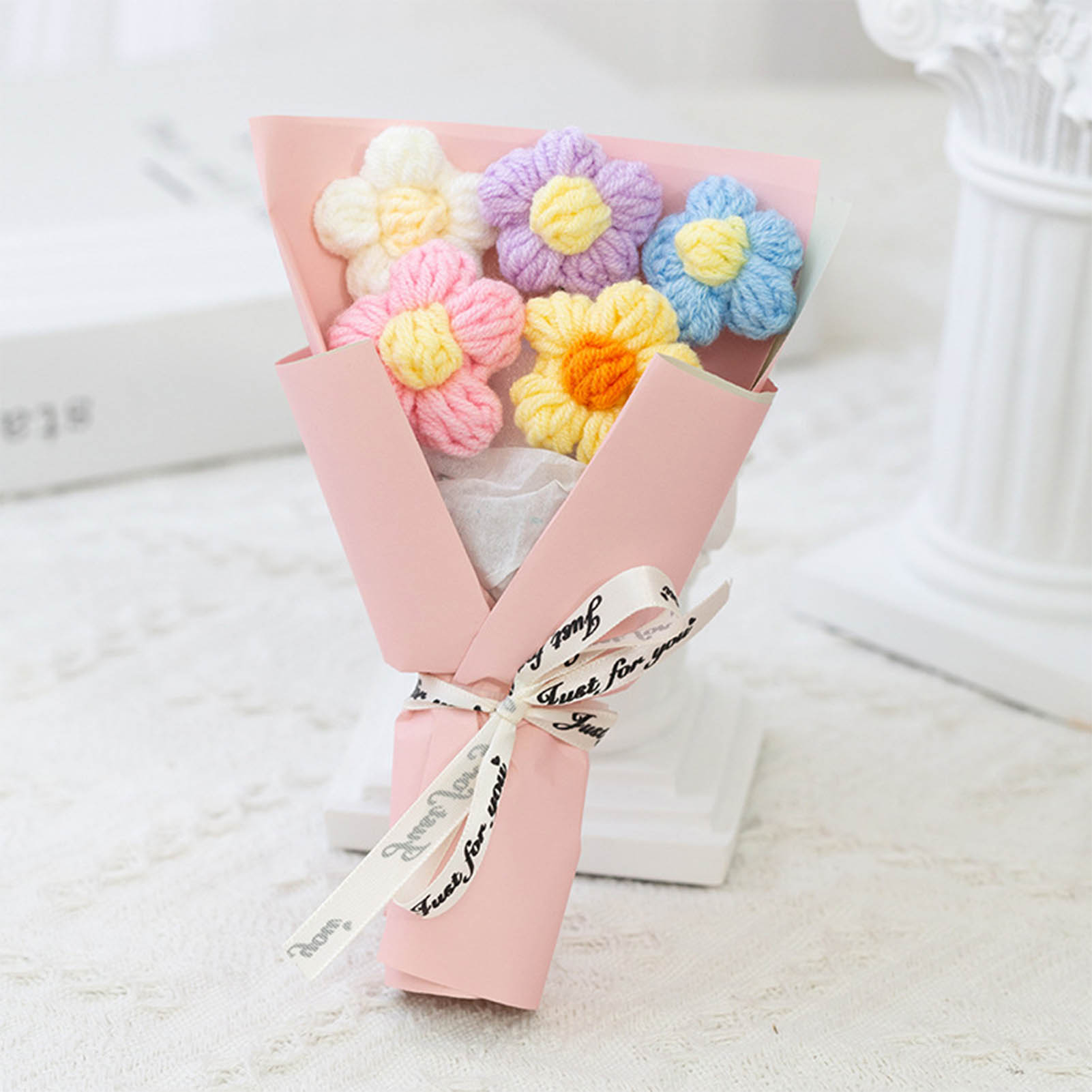 Hand Woven Flower Bouquet Mini Crochet Yarn Bouquet For Wedding Party Graduation Ceremony Lovely Decoration Puff Bouquet