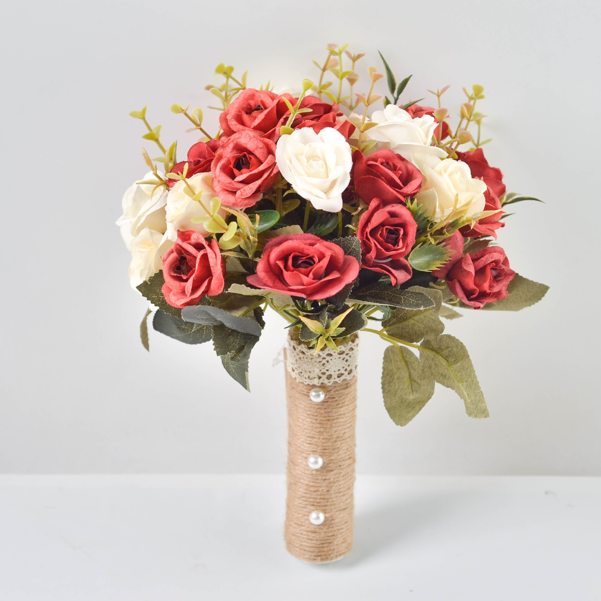 Koreansk brud holder blomster brudepige bryllup søstre gruppe rose pæon brudebuket silke simulation blomsterkunst: Rød