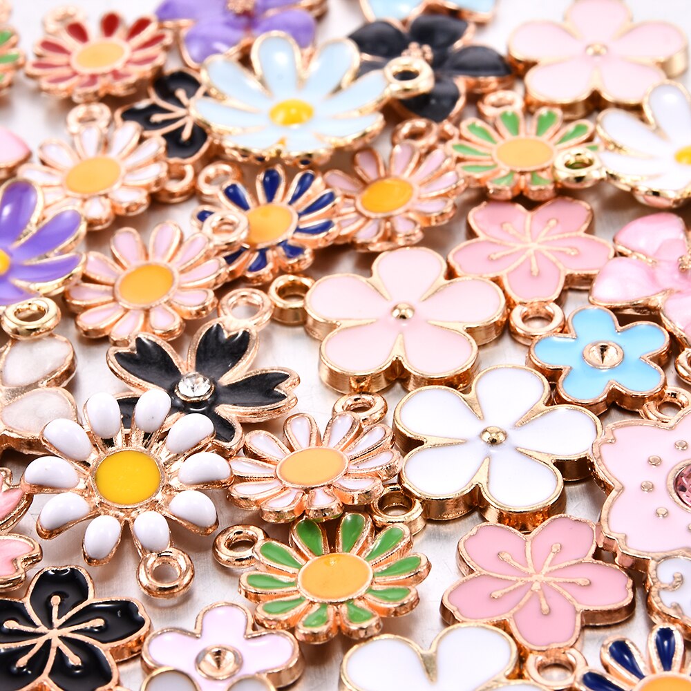 40pcs Assorted Mixed Enamel Alloy Daisy Flowers Pendant Charms DIY Accessories Christmas Jewelry Making