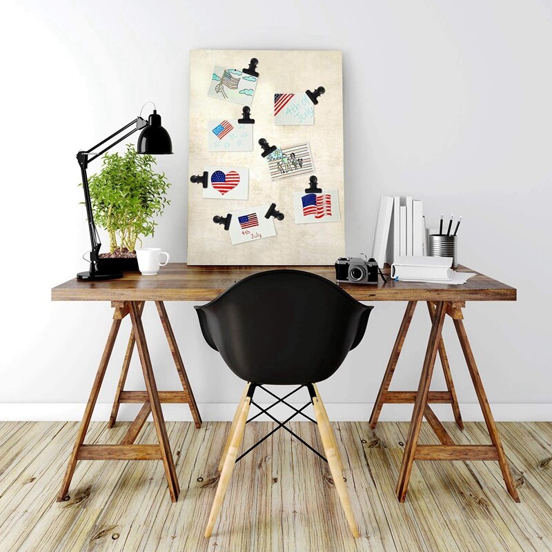 Set van 30 zwarte pushpins, clips en punaises voor schoolkunstprojecten op prikbord, foto's op prikbord