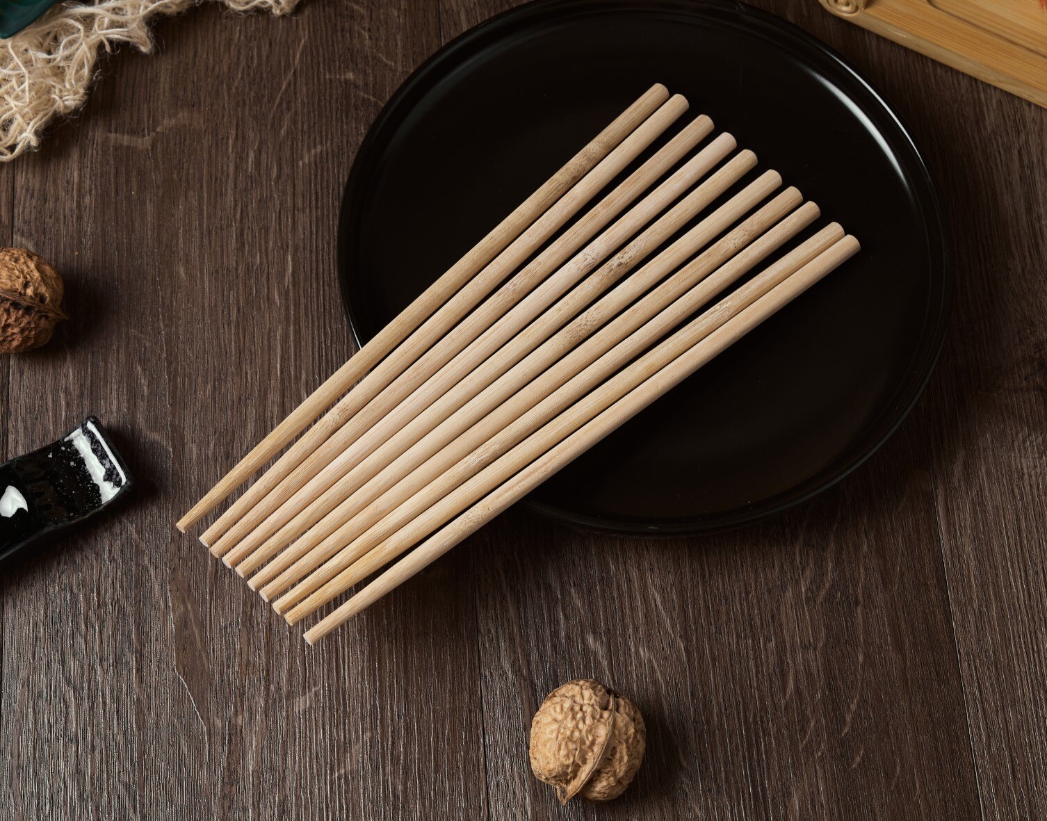 100pcs Bamboo Chopsticks PCs Household Chinese Style Blue and White Porcelain Bamboo Chopsticks Disposable Chopsticks: Carbonized color