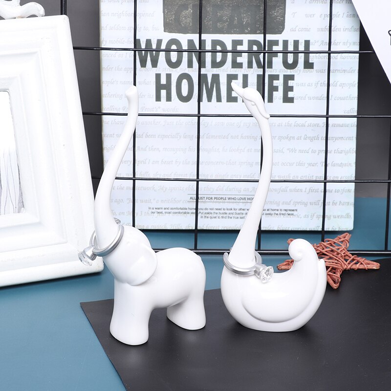 Ringe smykkestativ svane/elefant display stativ modellering håndværk forsyninger deco smykkeholder figurer miniaturer opbevaring