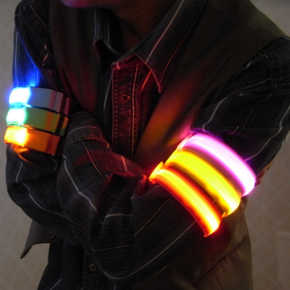 Brassard de sécurité réfléchissant à LED pour vélo, ceinture à encliqueter, directe, nouveauté,