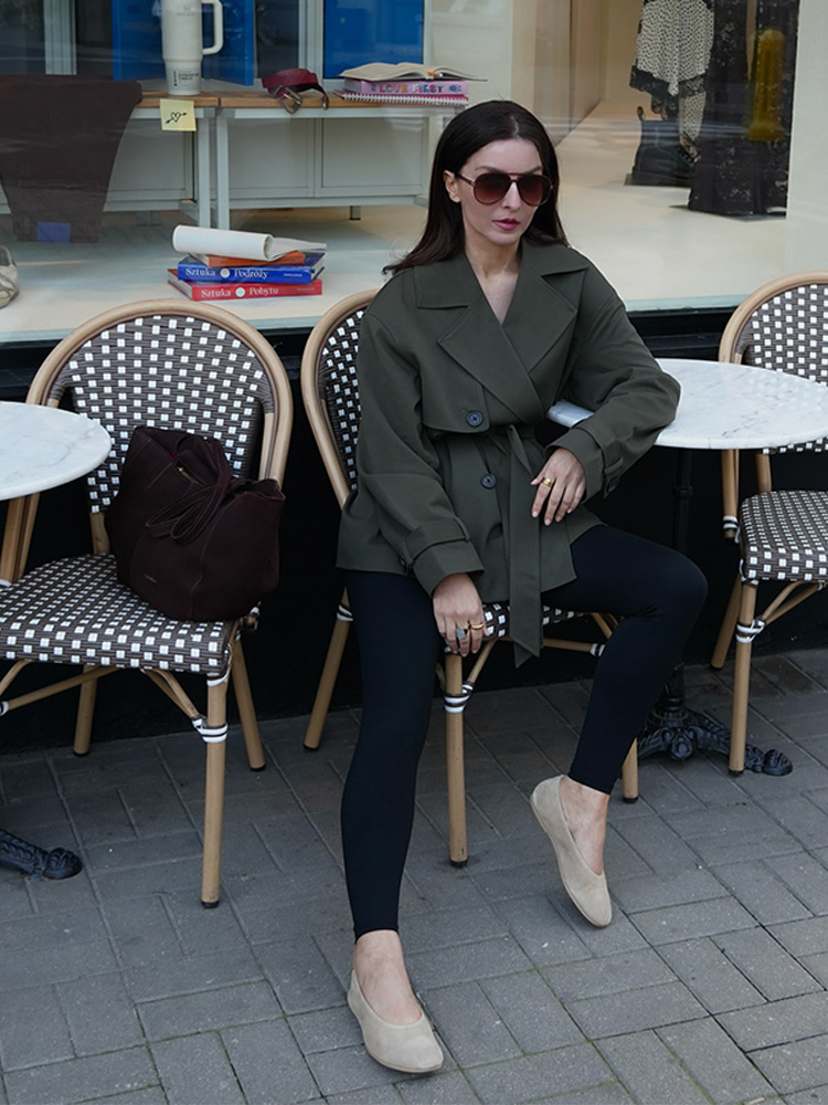 Dames donkergrijs halflange trenchcoat revers nek dubbele rij knopen gordel jas met volledige mouw herfst elegante tijdloze bovenkleding