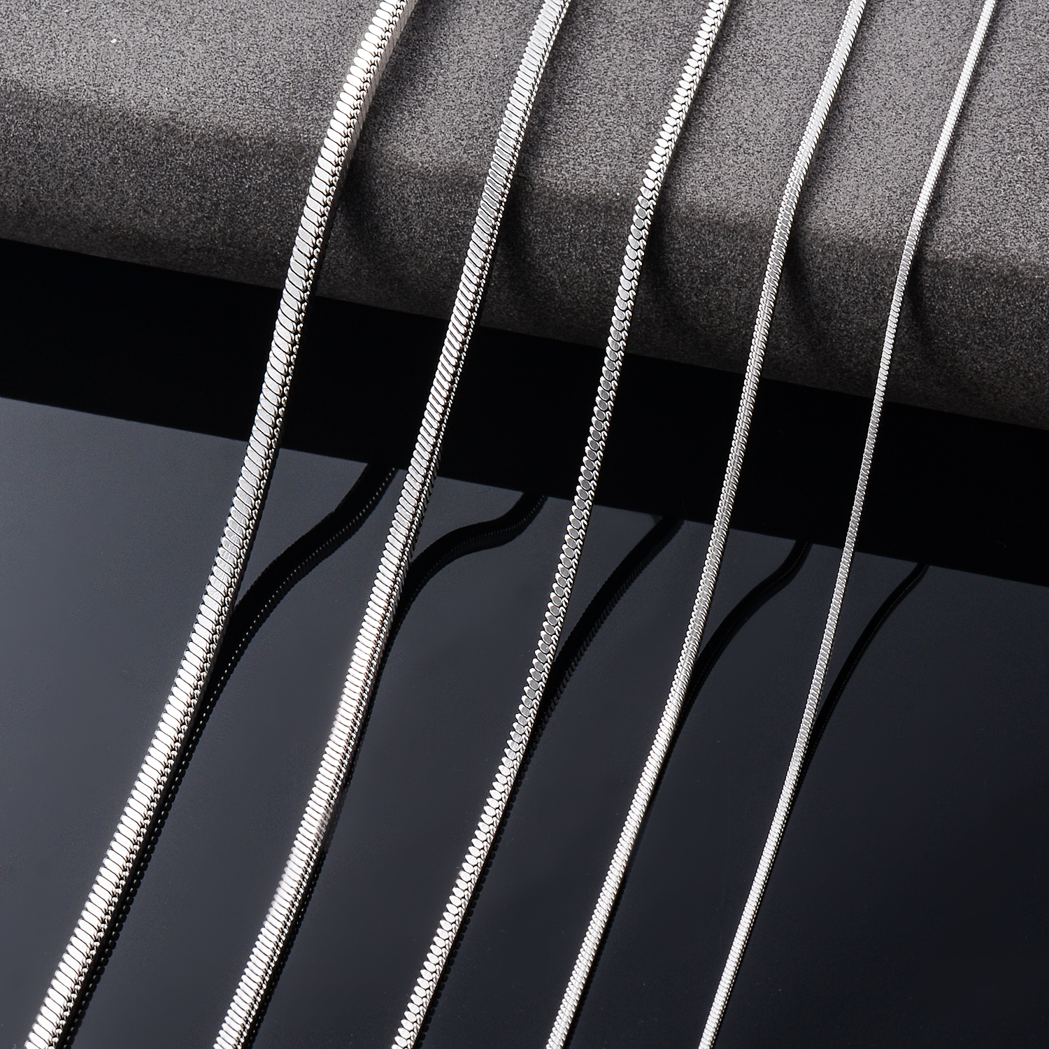 0.9/1.2/1.5/2/2.4mm Colar de corrente de cobra quadrada de aço inoxidável cor prata para homens e mulheres joias da moda