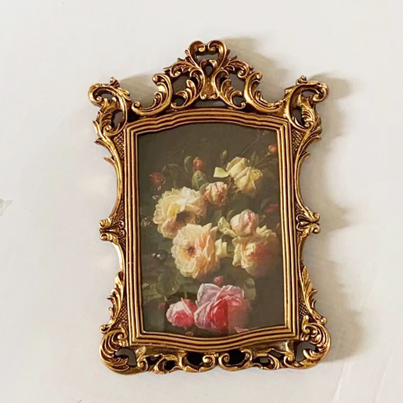 Vintage Rectangle Photo Frame Wall Hanging Golden Embossed Resin Picture Frame Holder Table Decoration Home Decor, Paper Random: light yellow