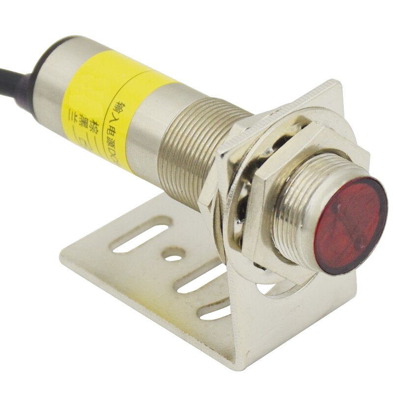 E3FN-DS30C2 NPN NCInfrared diffuse reflection photoelectric switch Detection distanc 0-30cm (adjustable detection range 10-40cm)