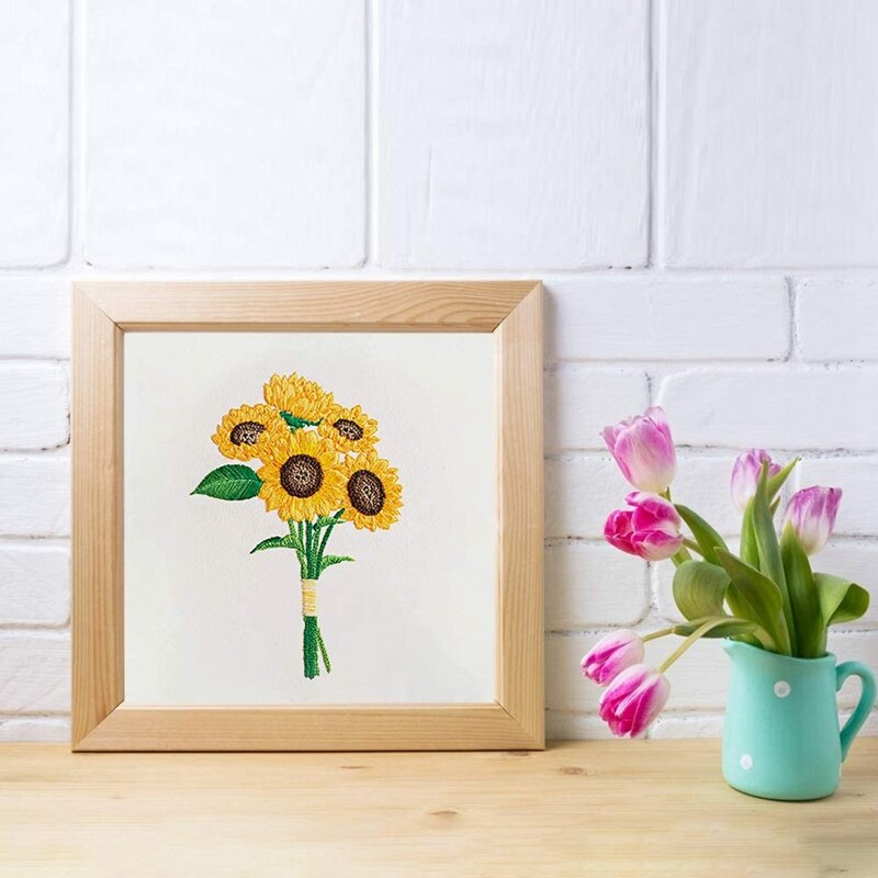 Range of Embroidery Starter Kit Stamped Embroidery Kit Embroidery Cloth with Pattern, Bamboo Embroidery Hoop