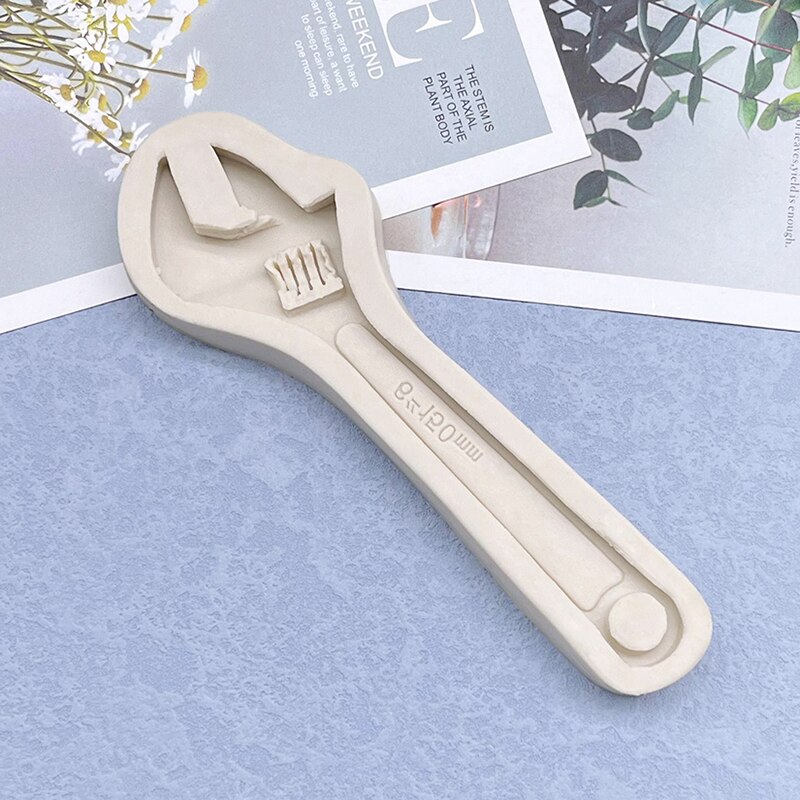 Wire Cutter Hammer Wrench Silicone Sugarcraft Mold Resin Tools Cupcake Baking Mould Fondant Cake Decorating Tools: Pink