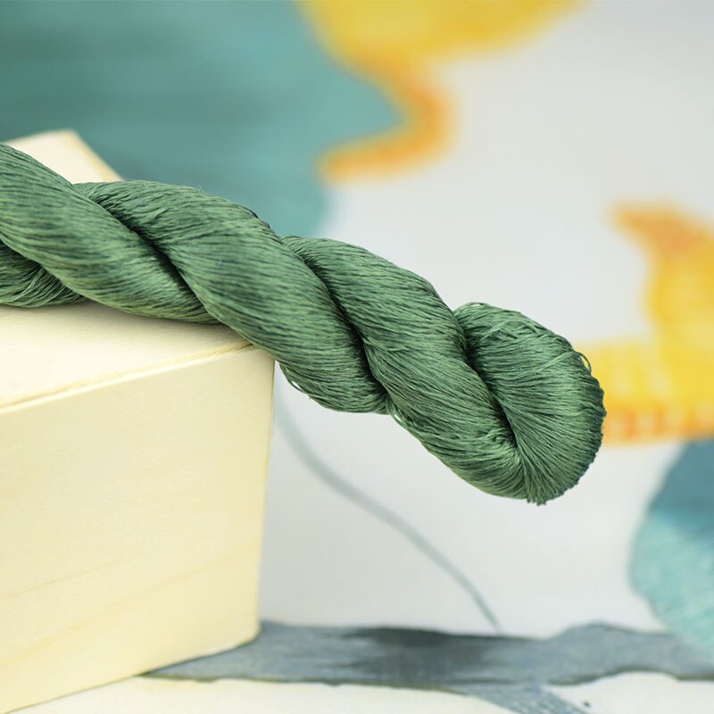 1pcs 100% silk thread hand embroidery embroider cross stitch 400m silk embroidery thread blackish green series/7 pure colors: 4