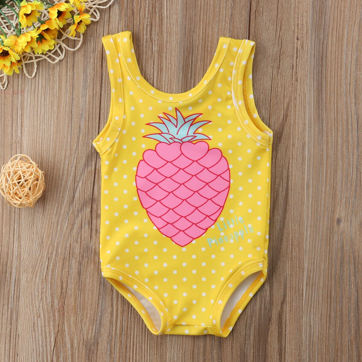 Dejlige søde barn piger børn sommer gul ananas et stykke bikini badedragt badetøj badetøj badning svømningstøj