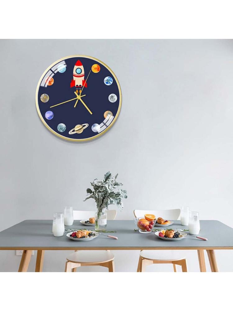 Mute Wall Clock Modern Style Space/Astronaut Pattern Clock Room Decor 23GD