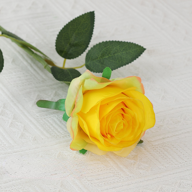 Kunstmatige Rose Takken Zijden Nep Bloemen Bruiloft Fotografie Boeket Thuis Woonkamer Tuin Rood Geel Zwarte Rozen Decoratie: Rose Red