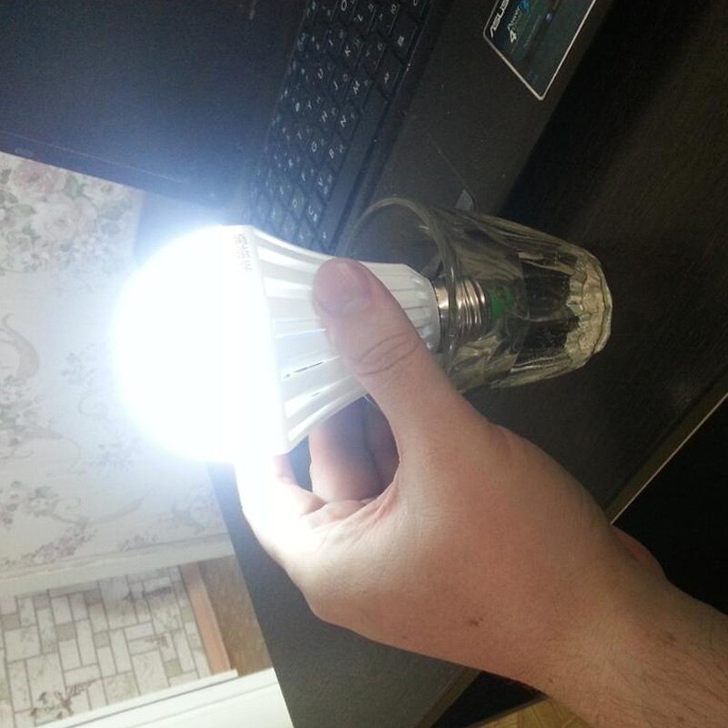 Intelligent led pære 5w 7w 9w 15w led nødlys oppladbar led pære lampe  e27 for hjemmelys smd 5730 chip