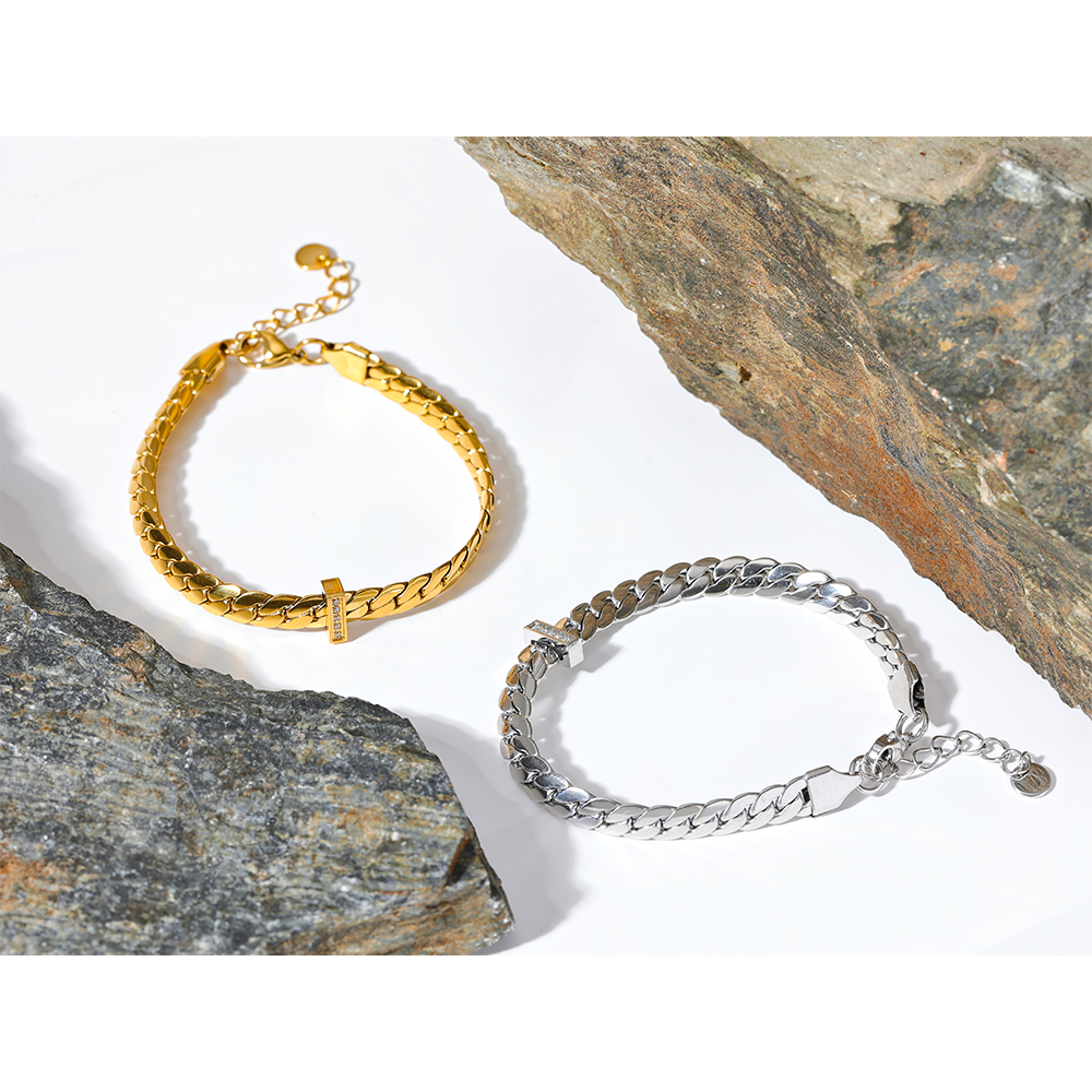 Yhpup Hochwertiges 18K vergoldetes kubanisches Ketten-Edelstahl-Armbinde mit Zirkon-Erklärung, schicker, modischer, wasserdichter Schmuck