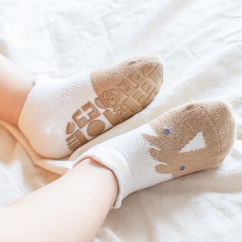Wecute – chaussettes de sol antidérapantes pour enfants de 1 à 4 ans, pour garçons et filles, printemps et été, fines et respirantes, en coton doux, motif dessin animé