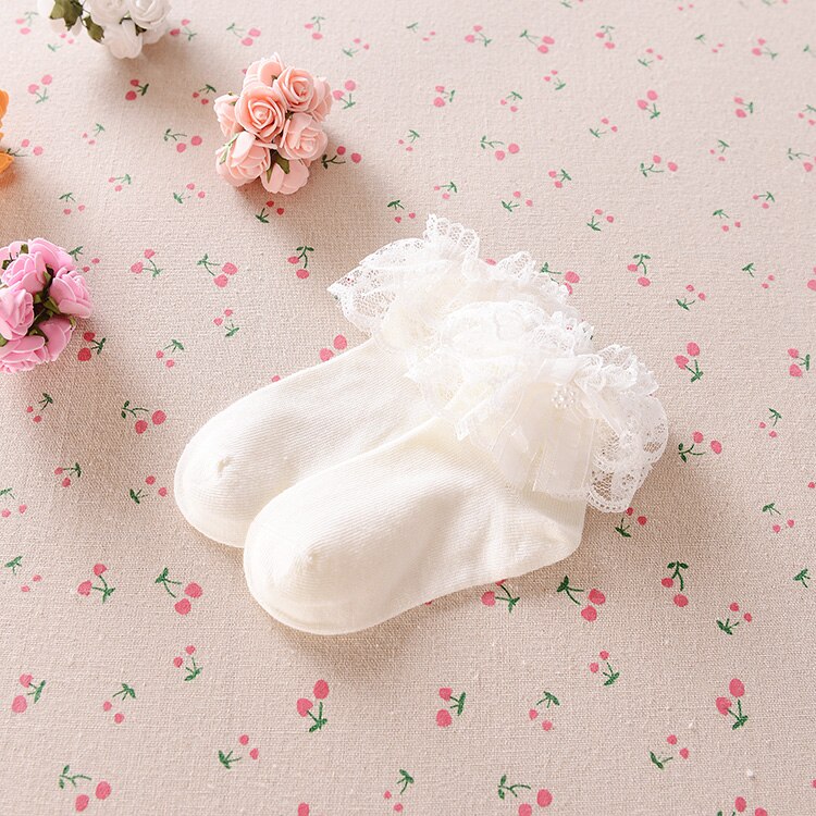 Babymeisjes 3m/6m/9m/12m/24m prinsessen kanten sokken ademend zacht gekamd katoen geplooid dubbele kant parelversiering peutermeisjes: Ivoor / 12m