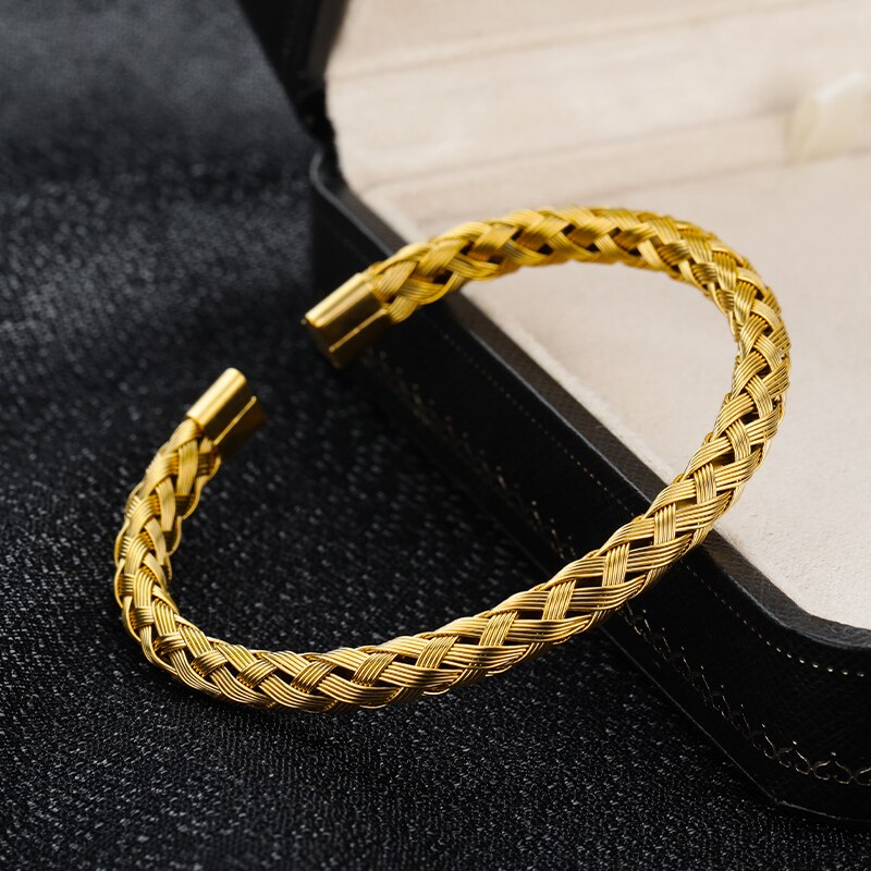 Braccialetti intrecciati in acciaio inossidabile braccialetti da uomo per uomo e donna gioielli regalo braccialetti con chiusura magnetica semplice braccialetti all&#39;ingrosso