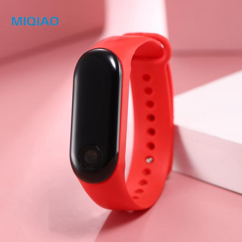 Miqiao sportsur til børn børn led digitalt ur ultralet silikonerem teen dreng pige armbåndsur unisex  w184