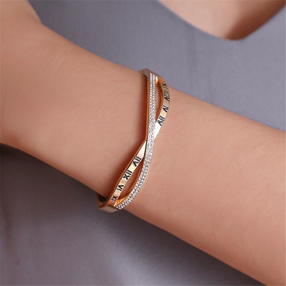 Cross Romeinse Cijfer Armbanden Voor Vrouwen Temperament Cross Bangle Armband Hand Ornamenten Sieraden Vrouwen