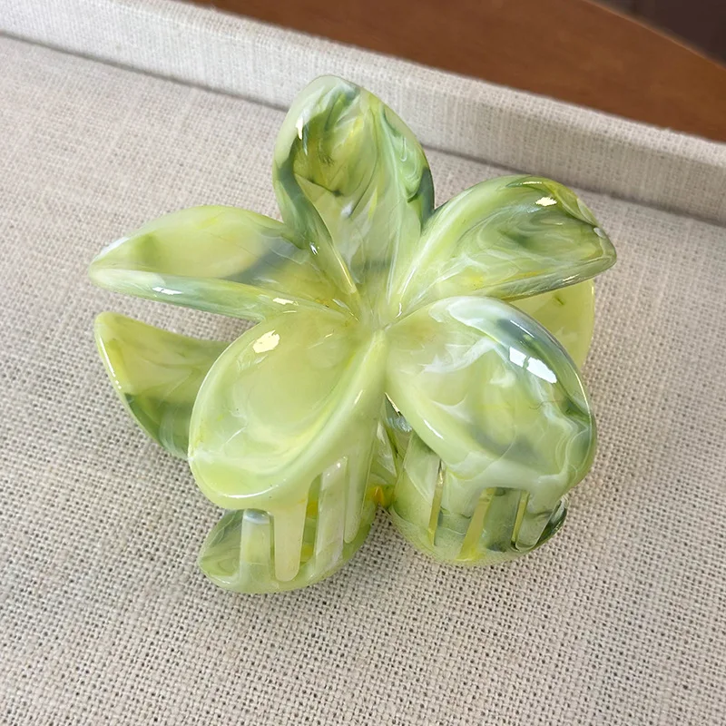 Flower Hair Claw Clip for Women Hair Clips Crab Clamp Barrettes Girls Hair Accessories Summer Shark Hairpin Headwear 1pc: Pink