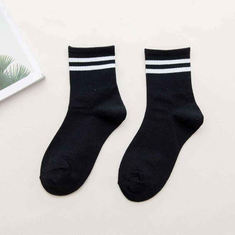 Vrouwen Meisjes Casual Gestreepte Snoep Kleuren Katoen Comfortabele Harajuku Korte Sokken Mode Grappige Sokken 1 Paar: Black