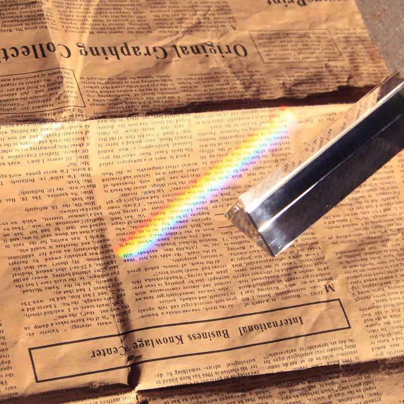 30*30*130 Triangular Prism Without Stand Crystal Fort Glass with Golden Screw Perforation Studio Shooting of Rainbow Glass