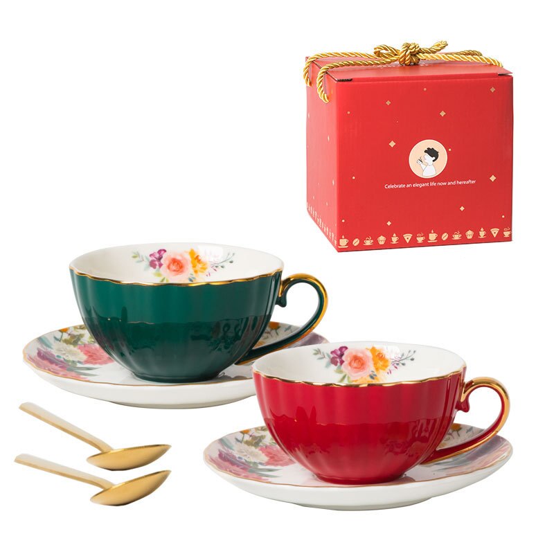 Wourmth-Juego de tazas y platillos de café de lujo europeo, tazas de té de flores Retro con borde dorado, cerámica, de boda para parejas: B Simple color box