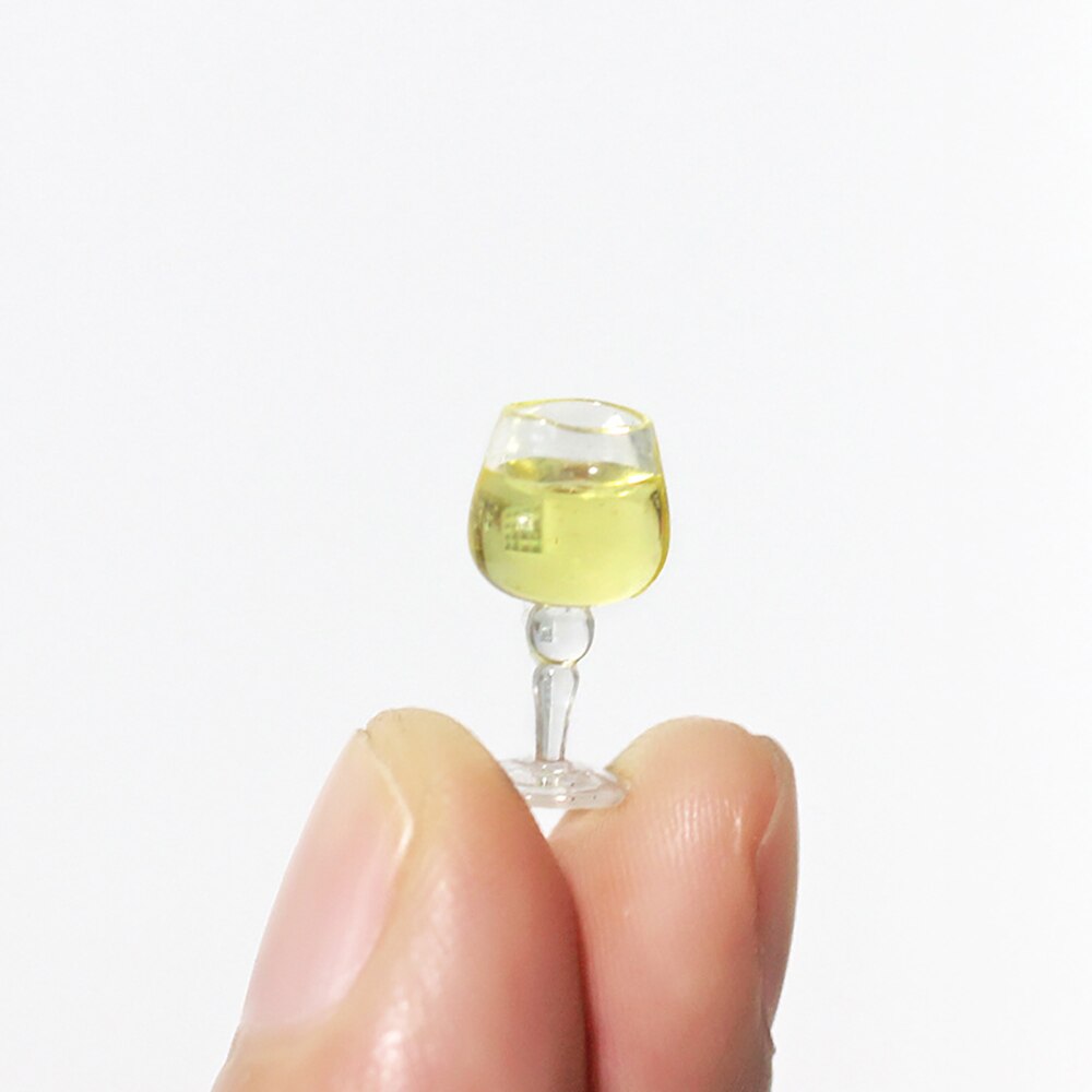 1Pcs 1/12 Dollhouse Miniature Accessori Mini Cocktail di Vetro Modello di Simulazione di Giocattoli Della Tazza per la Bambola Decorazione Della Casa