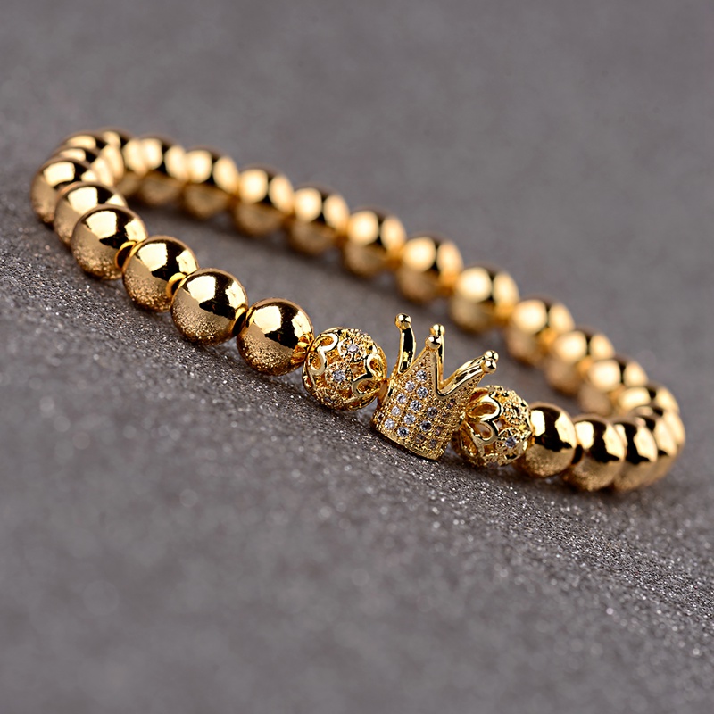 Oiquei 2 stk / sæt par armbånd til kvinder mænd guld 8mm kobberperle & cz krone beaded charme bnagles armbånd luksus smykker
