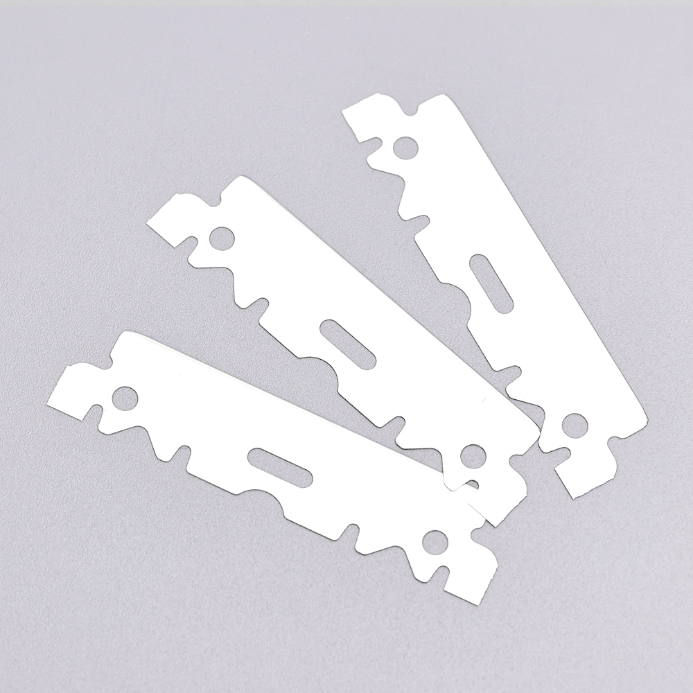 100 kpl partakoneen terää ruostumattomasta teräksestä valmistettuja turvaparranajon terää parranajoon, parranajon vaihtoon, miesten parranajokoneen parturityökalu