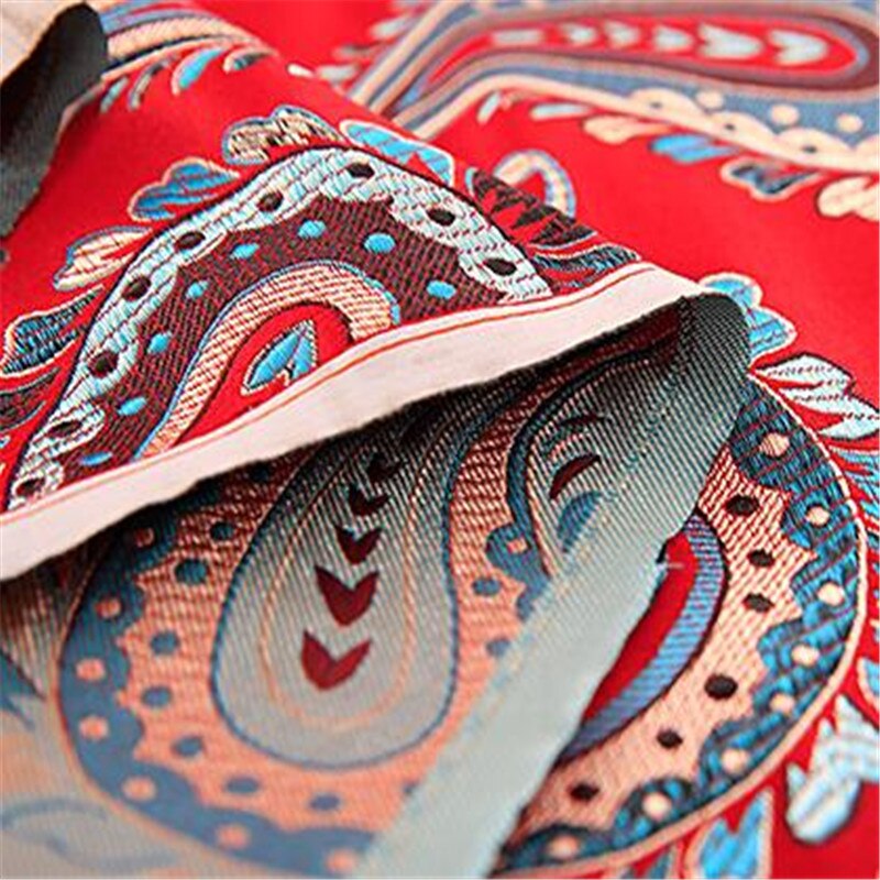 Tela brocado de poliéster con de flor, tejido Jacquard con patrón de Cachemira para uso en ropa de mesa