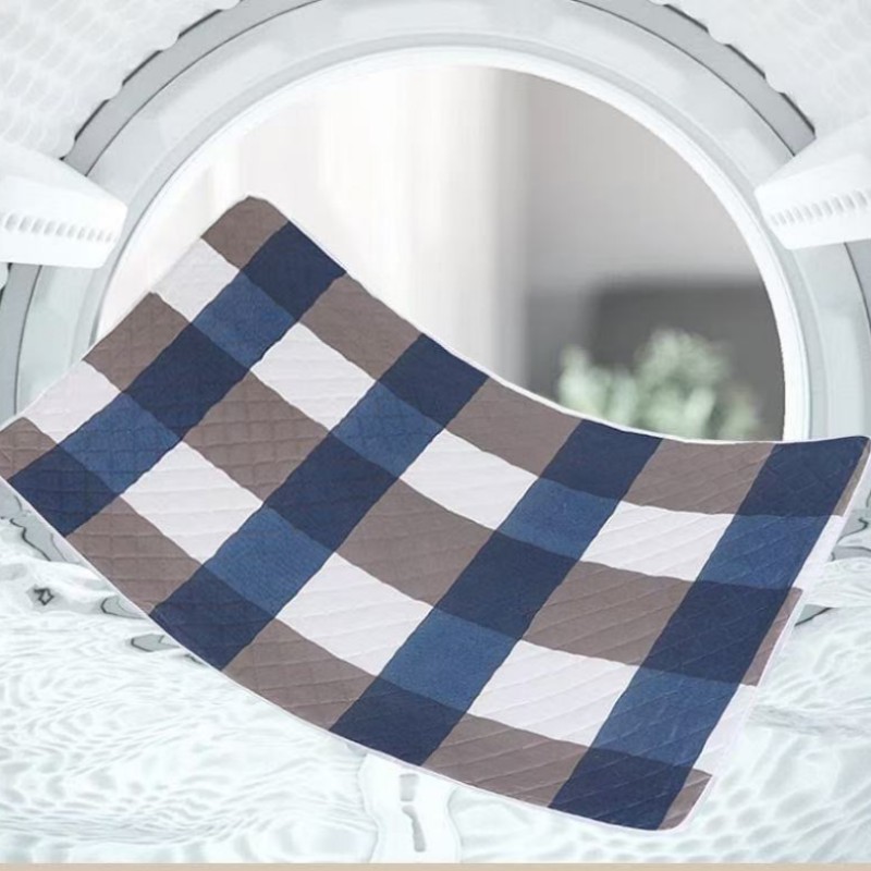 1pc Reusable Non-Slip Bed Pad - Thick Cushioned Washable Mattress Protector for Adults, Elderly & Pets, Durable Bedding, Soft