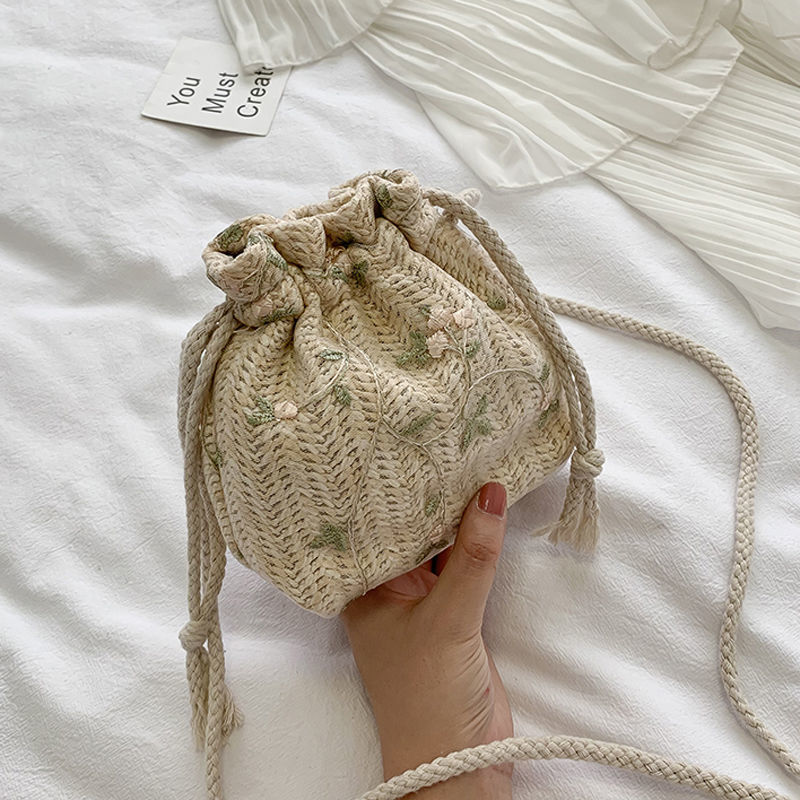 Summer Lace Straw Bag Women's Bag Mori Bucket Bag Wild Ins Single Shoulder Messenger Small Bag