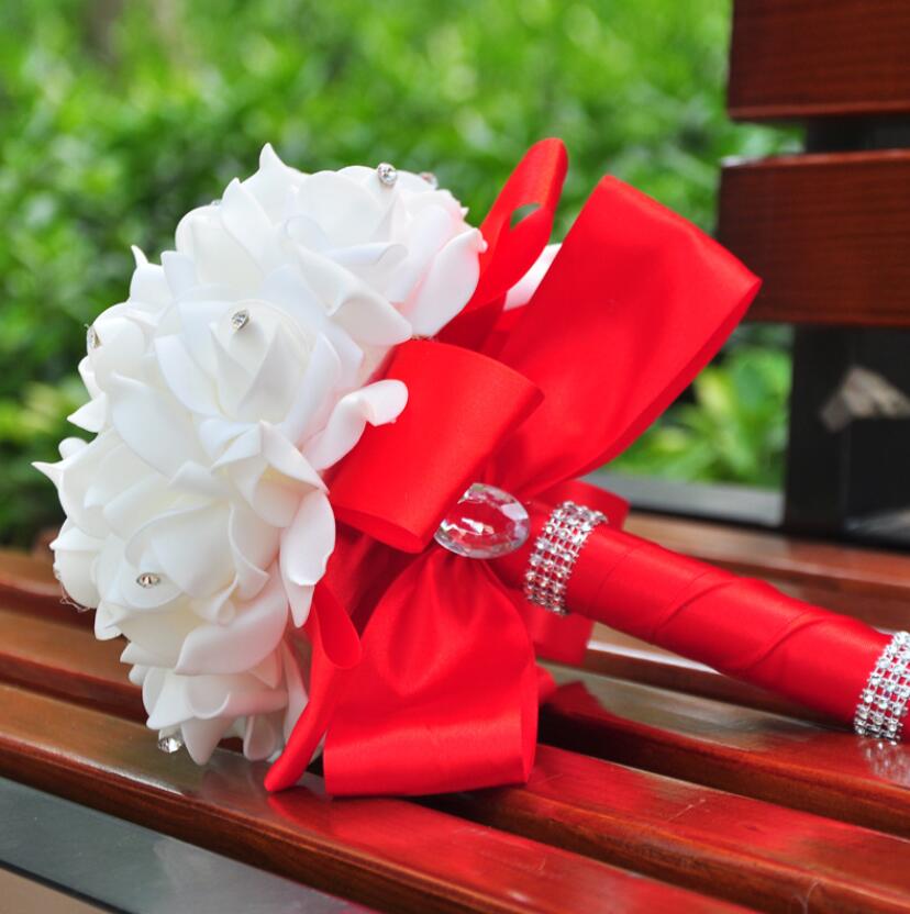 AYiCuthia Romantische Bruiloft Boeket Bruid Bruidsmeisje Bruiloft Decoratie Foam Bloemen Rose Bruidsboeket White Satin Holding S30: Red