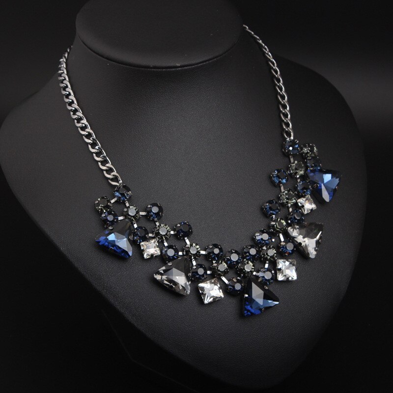 Charming Women Dress Dating Jewelry Prong Setting Triangle Crystal Necklace Earrings Sets Clavicle Chain For